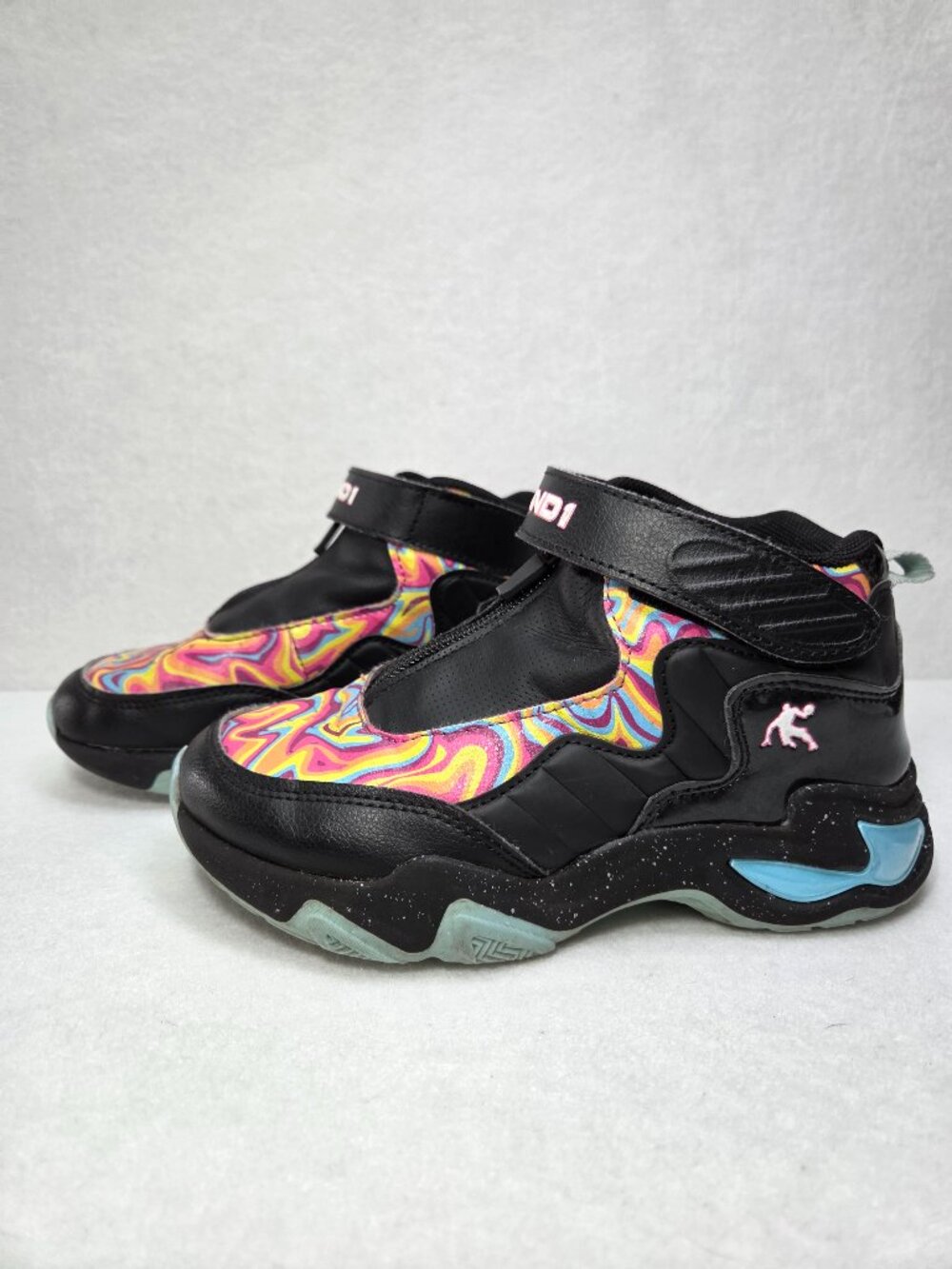 AND1 Boys Zip Basketball Sneakers Youth Size 1 Black Multicolor High Top